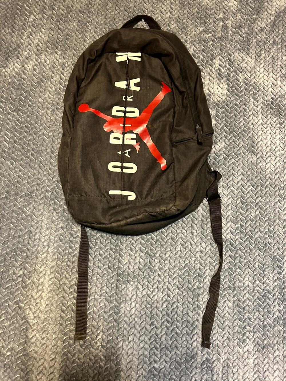 Nike Air Jordan Backpack Mens Black Red Jumpman Inner Pockets Adjustable Straps